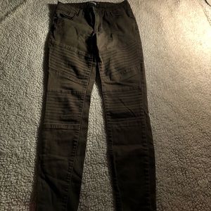 some Just fab green jeans ♥️